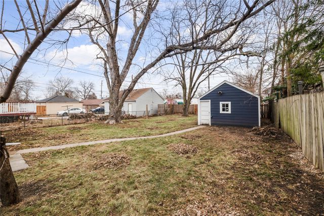 1369 York Street, Des Moines, IA 50316