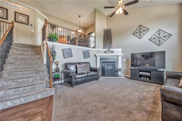 10666 S Emerald Street, Olathe, KS 66061