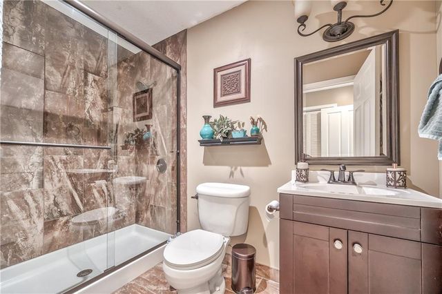 10666 S Emerald Street, Olathe, KS 66061