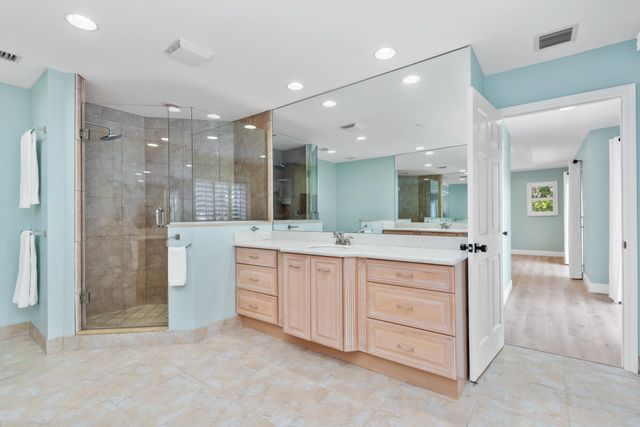 490 Mars Way, Juno Beach, FL 33408
