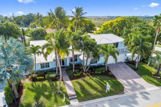 490 Mars Way, Juno Beach, FL 33408