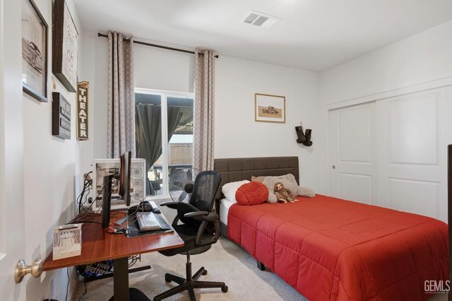 16907 Mairs Drive, Bakersfield, CA 93314