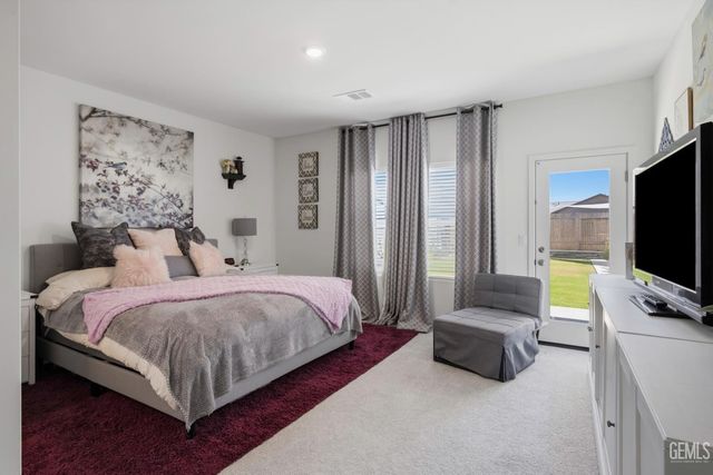 16907 Mairs Drive, Bakersfield, CA 93314