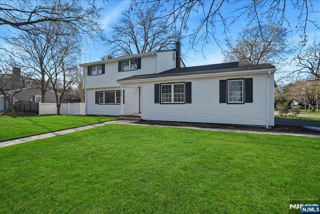 56 Manor, Harrington Park, NJ 07640