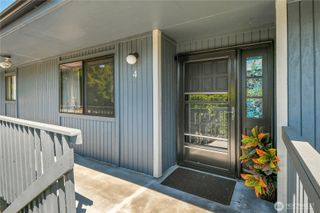 8015 196th Street SW #4A, Edmonds, WA 98026