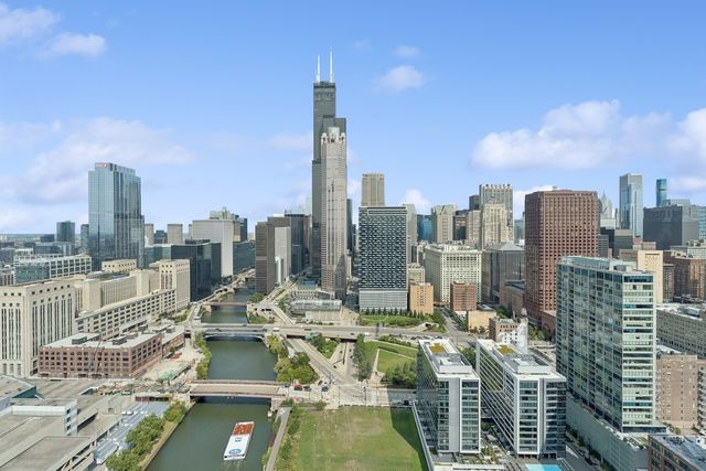 234 W Polk Street 3704, Chicago, IL 60607