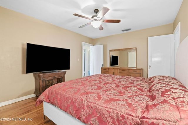 5372 COLONIAL Avenue, Jacksonville, FL 32210