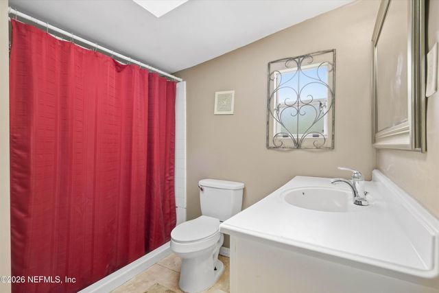 5372 COLONIAL Avenue, Jacksonville, FL 32210