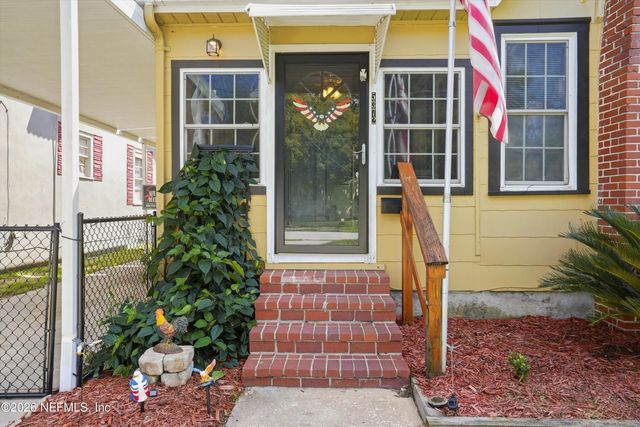 5372 COLONIAL Avenue, Jacksonville, FL 32210