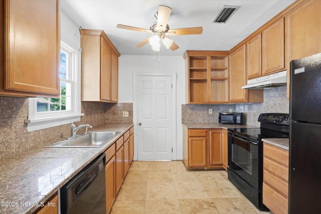 5372 COLONIAL Avenue, Jacksonville, FL 32210