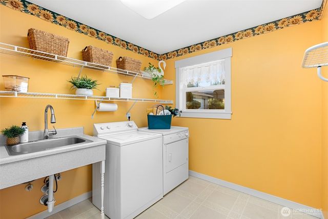 1320 Juniper Beach Road, Camano Island, WA 98282