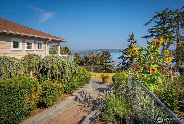 1320 Juniper Beach Road, Camano Island, WA 98282