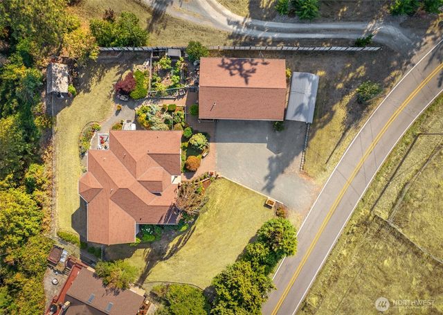 1320 Juniper Beach Road, Camano Island, WA 98282