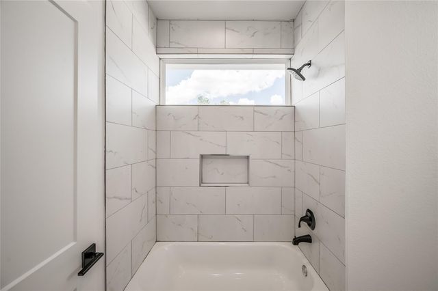 1216 Mcneil Street, Houston, TX 77009