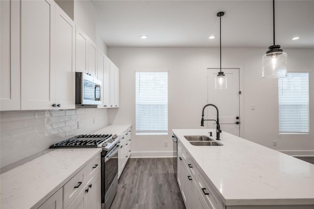 1216 Mcneil Street, Houston, TX 77009