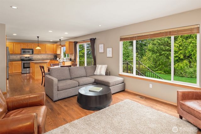 707 122nd Avenue Ct E, Edgewood, WA 98372