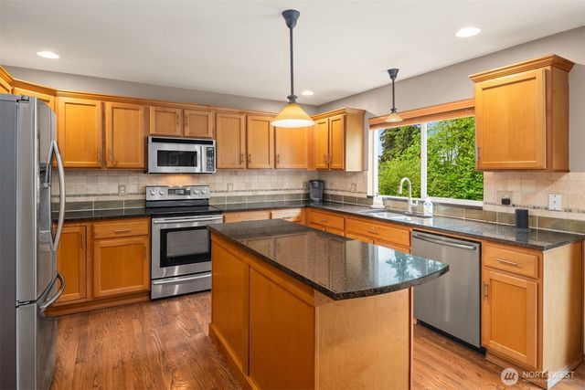 707 122nd Avenue Ct E, Edgewood, WA 98372