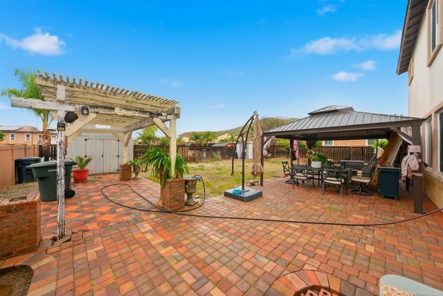 332 Monument Parkway, Perris, CA 92570