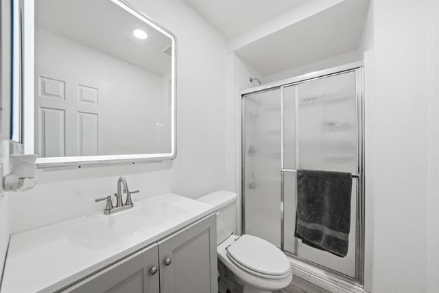 332 Monument Parkway, Perris, CA 92570