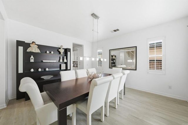 332 Monument Parkway, Perris, CA 92570