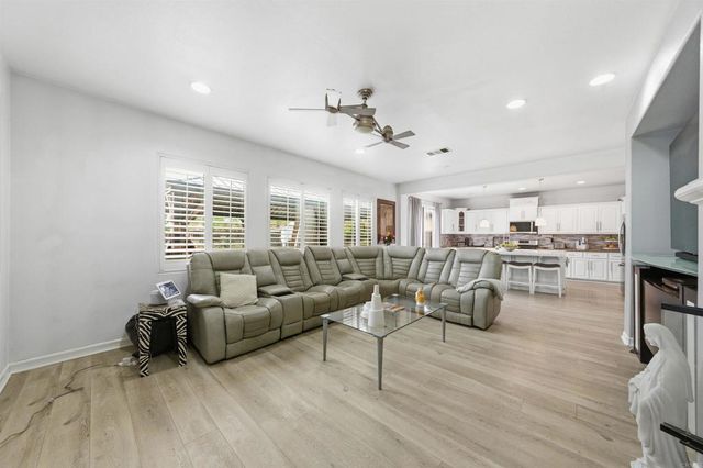 332 Monument Parkway, Perris, CA 92570