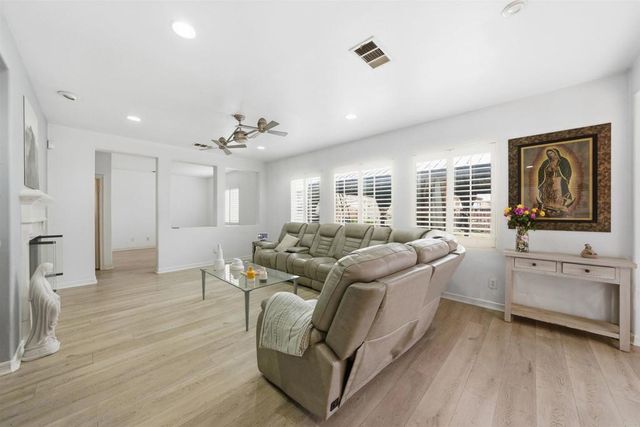 332 Monument Parkway, Perris, CA 92570