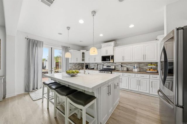 332 Monument Parkway, Perris, CA 92570