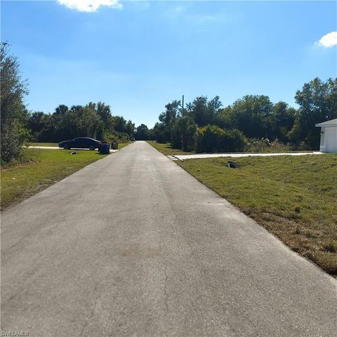 6036 Lacota AVE, Fort Myers, FL 33905