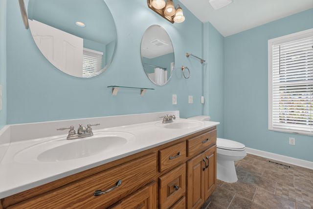 218 Charlotte Dr, Winchester, TN 37398