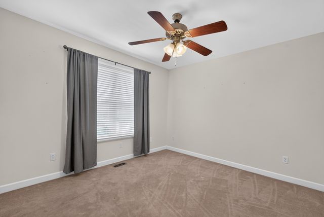 218 Charlotte Dr, Winchester, TN 37398