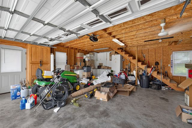 218 Charlotte Dr, Winchester, TN 37398