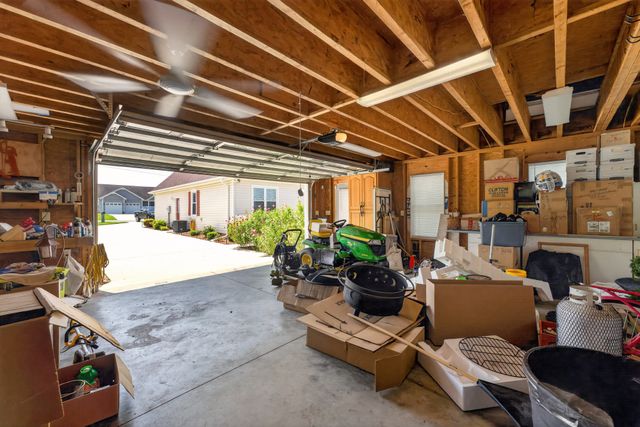 218 Charlotte Dr, Winchester, TN 37398
