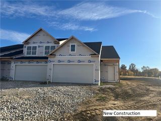 3516 Bushwillow Drive, Green, OH 44685