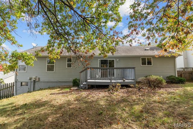 1309 Whispering Ridge Lane, St Peters, MO 63376