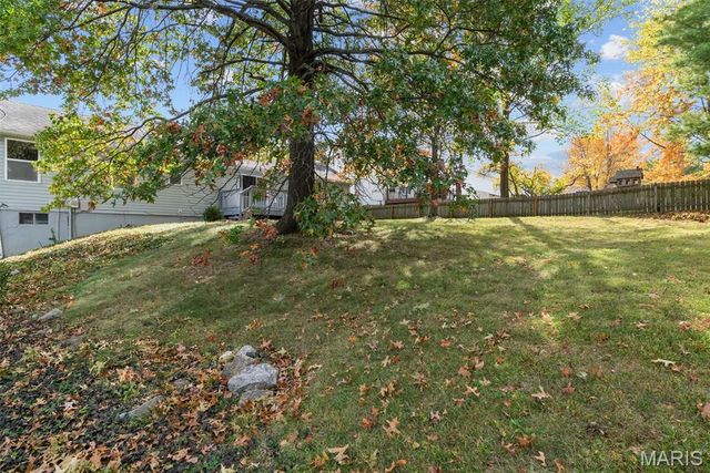 1309 Whispering Ridge Lane, St Peters, MO 63376