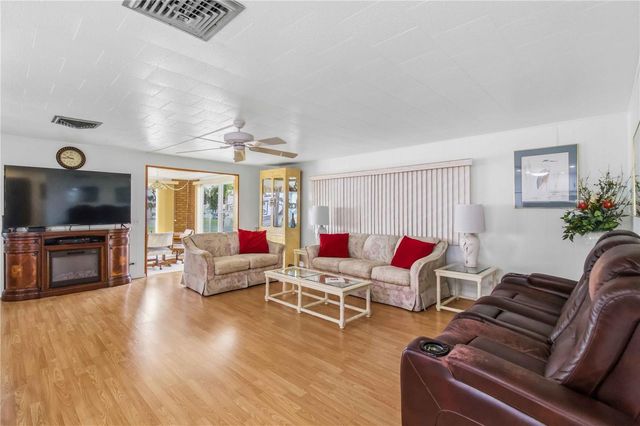 5510 DENMARK DRIVE, Bradenton, FL 34207