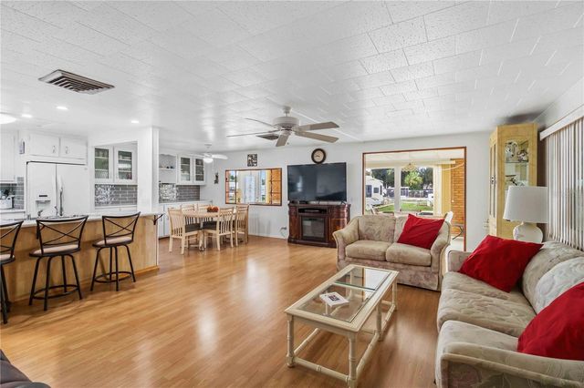 5510 DENMARK DRIVE, Bradenton, FL 34207