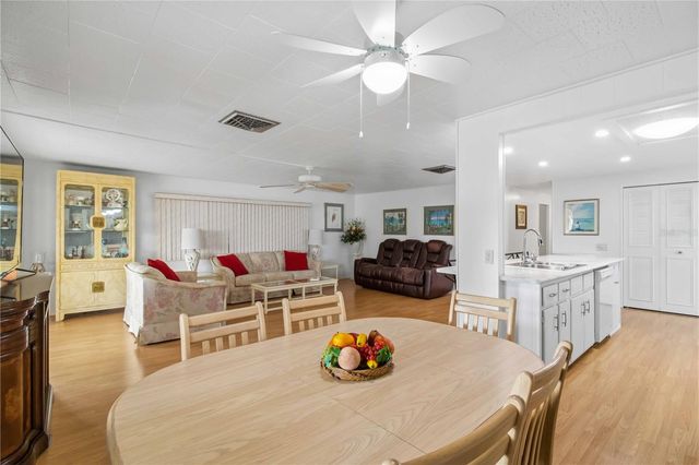 5510 DENMARK DRIVE, Bradenton, FL 34207