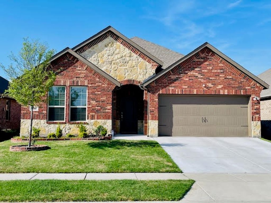 532 Winthrop Road, Fate, TX 75189