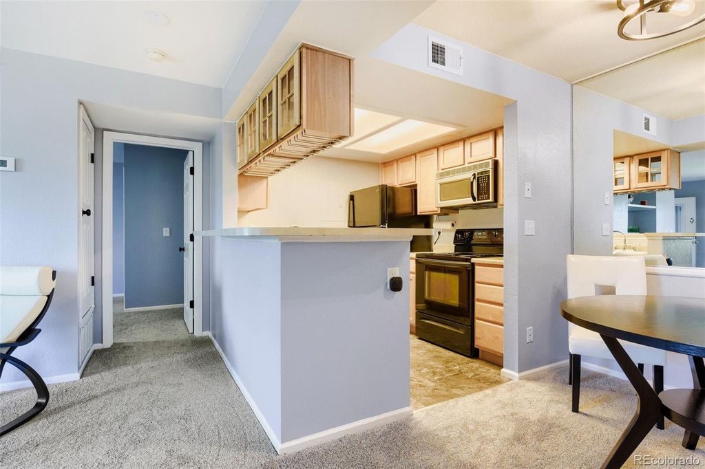 9283 E Arbor Circle F, Englewood, CO 80111