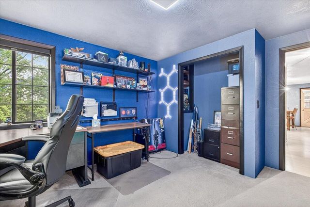 1477 Angelcrest Drive, Medford, OR 97504