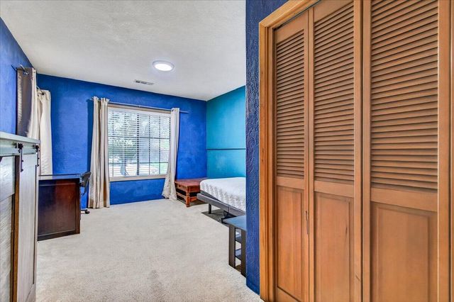 1477 Angelcrest Drive, Medford, OR 97504