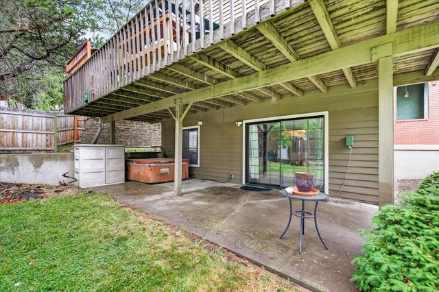 1477 Angelcrest Drive, Medford, OR 97504