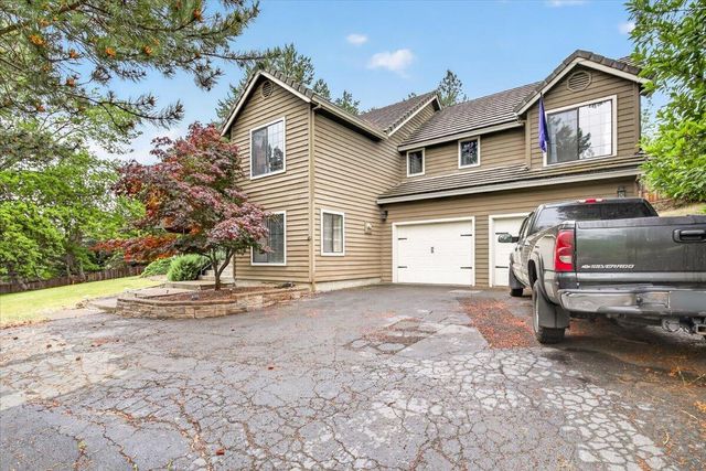 1477 Angelcrest Drive, Medford, OR 97504