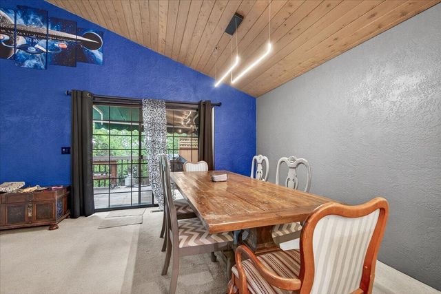 1477 Angelcrest Drive, Medford, OR 97504