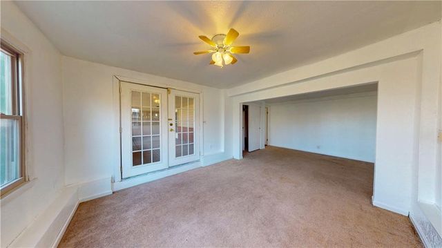 6004 NE Amazonia Road, St Joseph, MO 64505