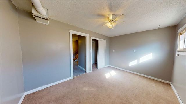 6004 NE Amazonia Road, St Joseph, MO 64505