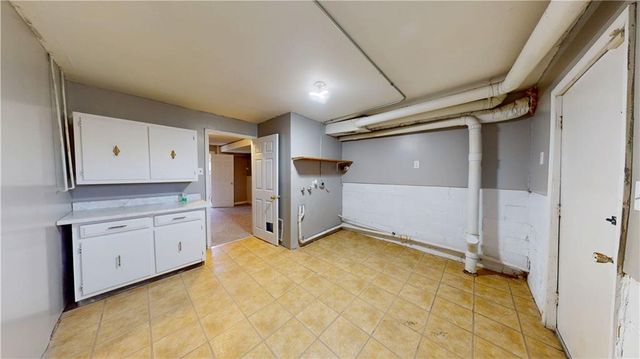 6004 NE Amazonia Road, St Joseph, MO 64505