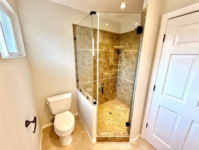 6929 Shoshone, Los Angeles, CA 91406