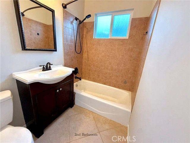 6929 Shoshone, Los Angeles, CA 91406